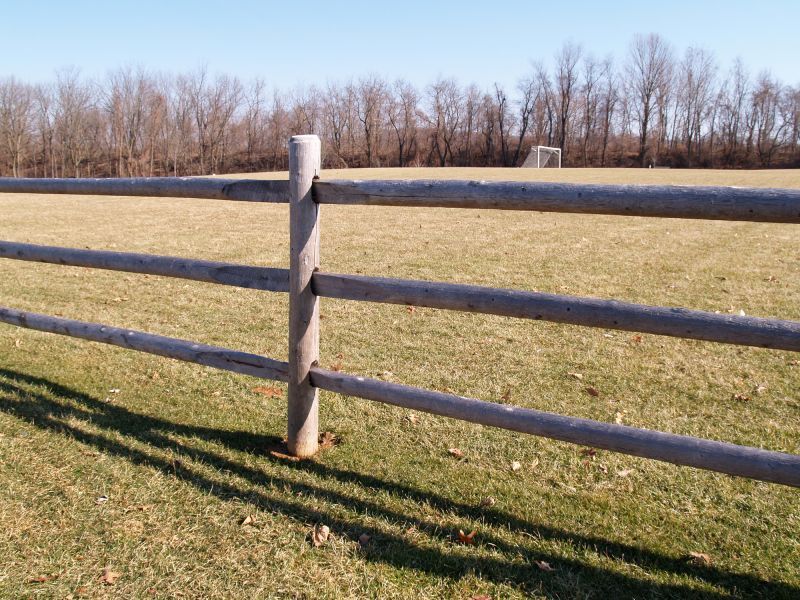 Fence Rail Replacement
